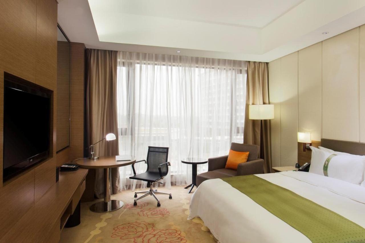 Holiday Inn Nanyang By Ihg Екстер'єр фото
