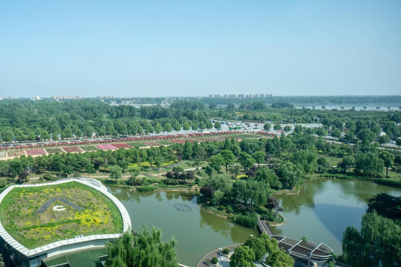 Holiday Inn Nanyang By Ihg Екстер'єр фото