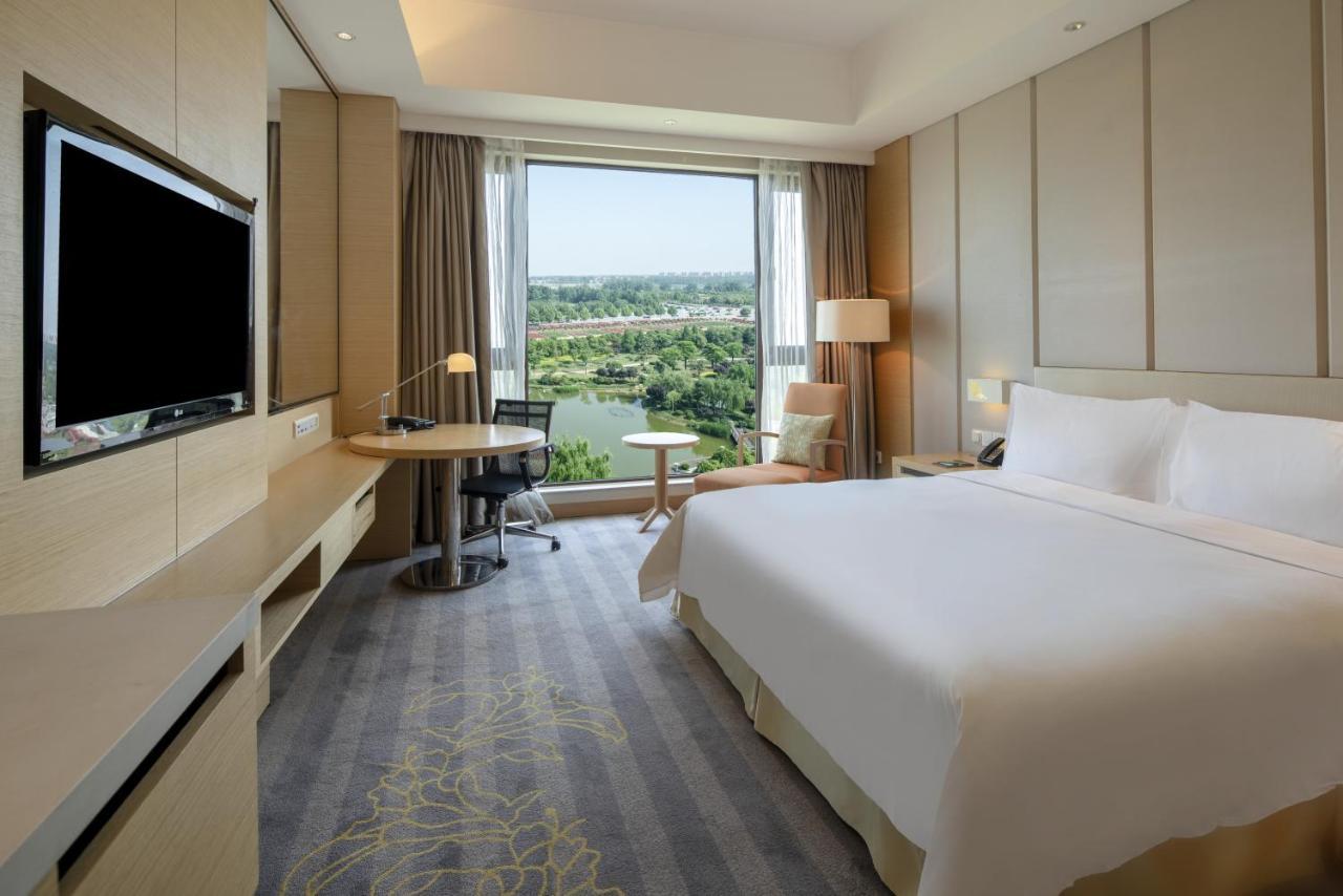 Holiday Inn Nanyang By Ihg Екстер'єр фото