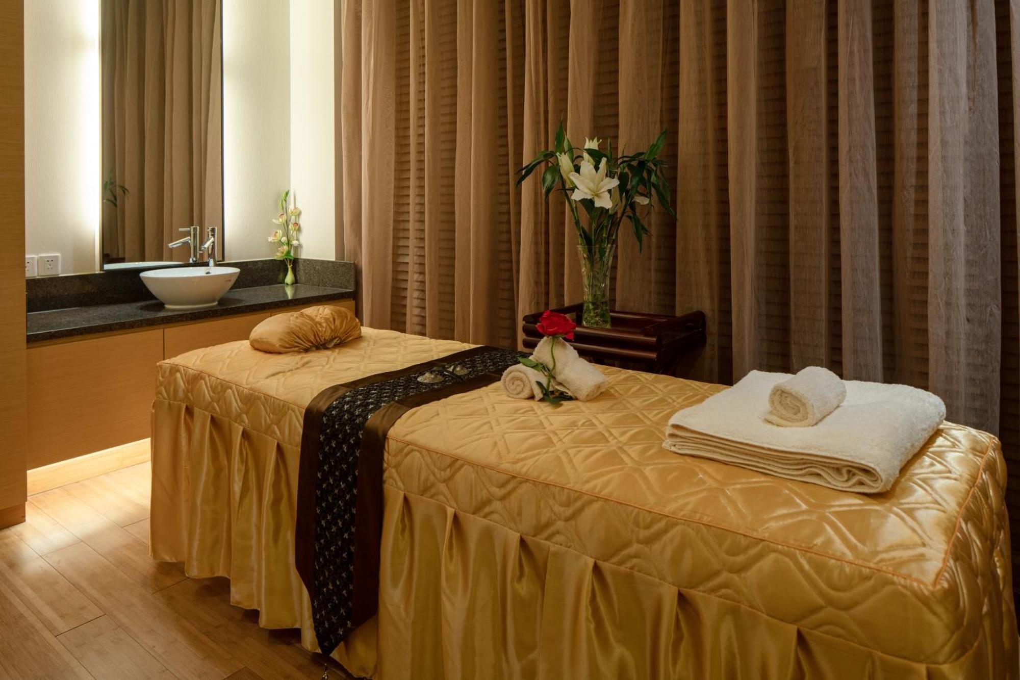 Holiday Inn Nanyang By Ihg Екстер'єр фото